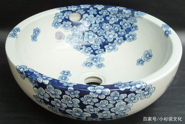 中国传统文化,景德镇陶瓷彩绘雕塑,白瓷的彩绘及造型